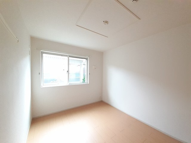 サニーコート初町の物件内観写真