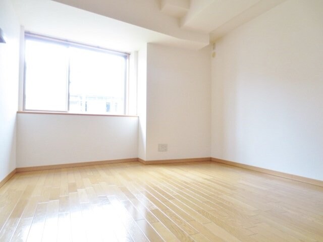 ガーデン楠葉の物件内観写真