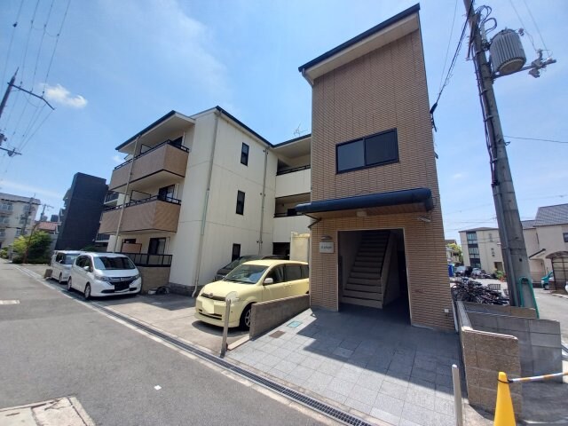 S・ステージの物件外観写真