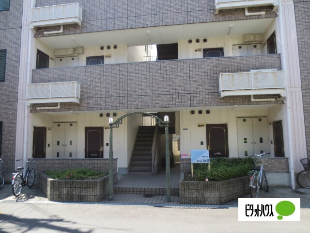 シャンブルⅡの物件外観写真