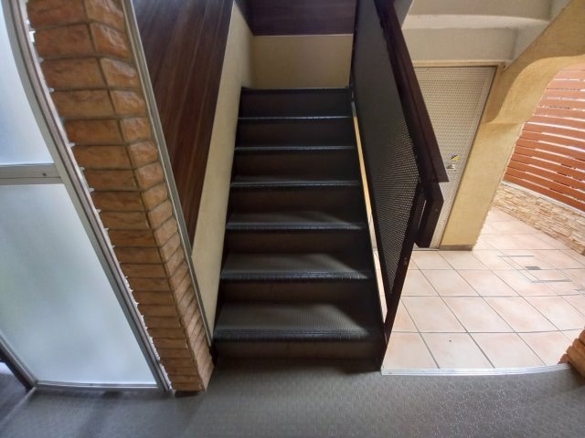 シャルマン香里の物件外観写真