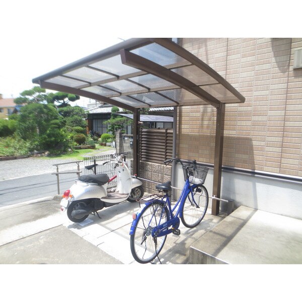 プランギ私部の物件外観写真