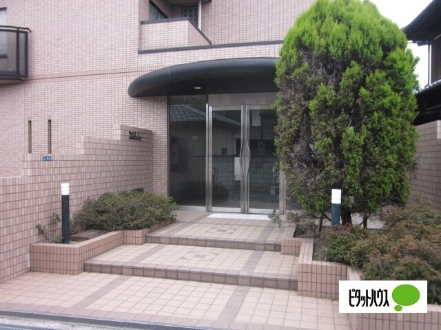 ネストクレールの物件外観写真