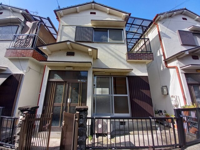 津田駅 徒歩12分 1階の物件外観写真