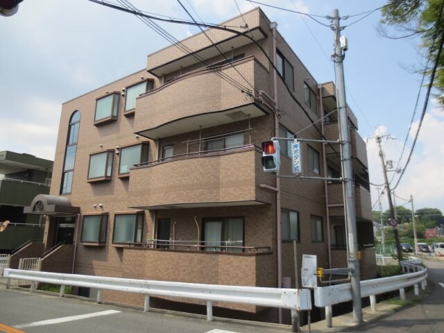 イル・パラッツォの物件外観写真