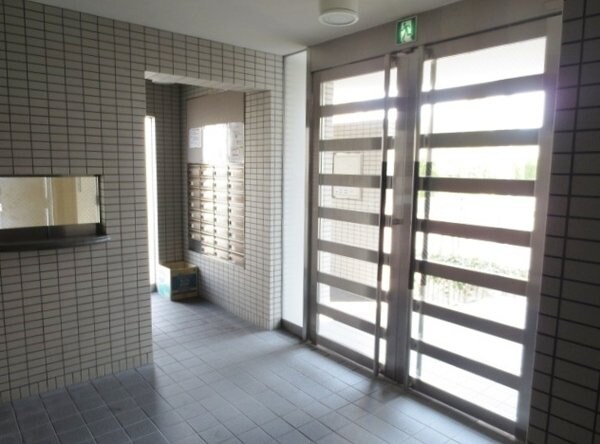 ルーセントオーデン枚方の物件外観写真