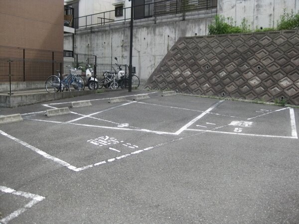 ルーセントオーデン枚方の物件外観写真