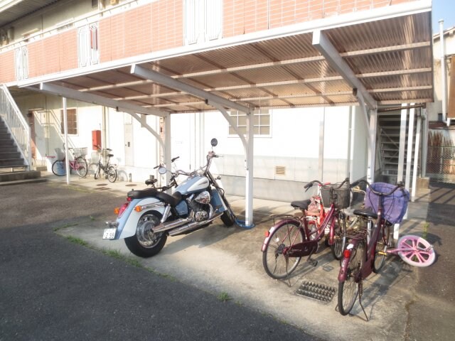 サンビレッジ枚方A棟の物件外観写真