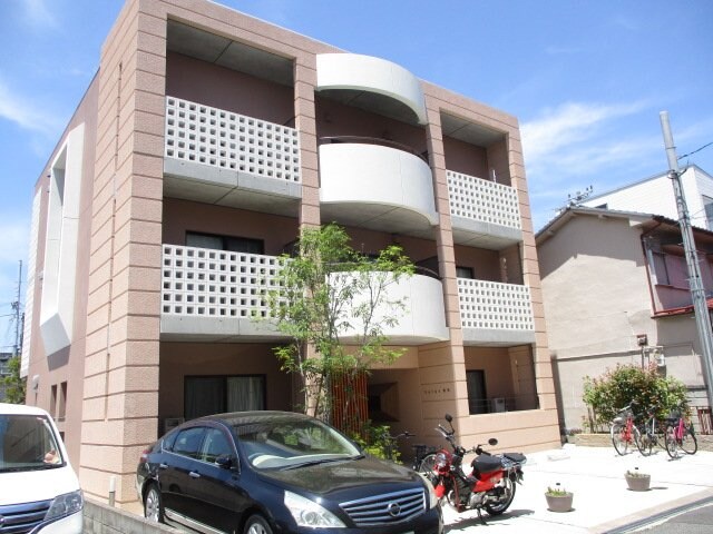 ラルゴ初町の物件外観写真