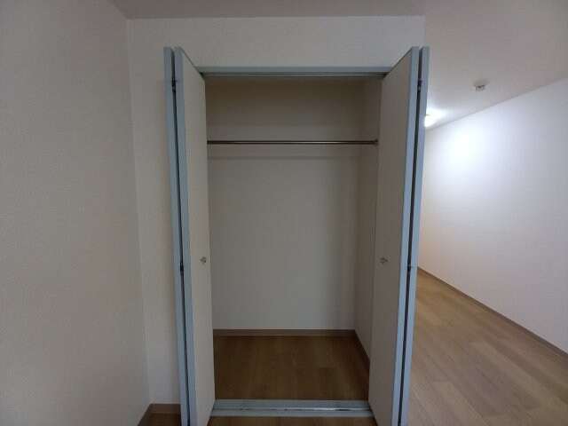 ティスハイム香里の物件内観写真