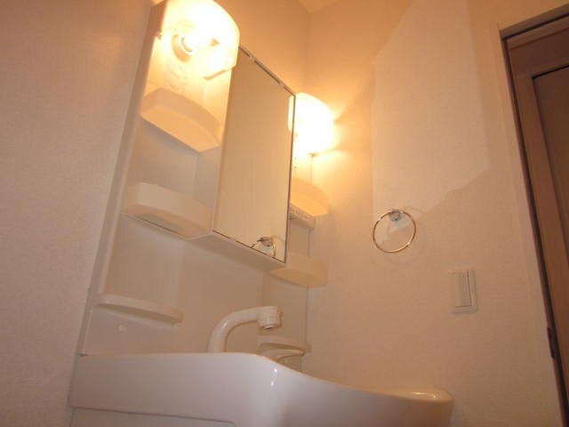 コンフォート東寝屋川の物件内観写真