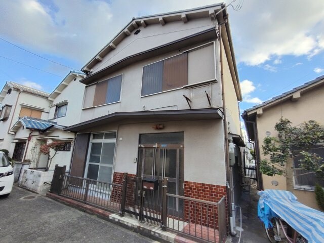 寝屋川市駅 徒歩14分の物件外観写真