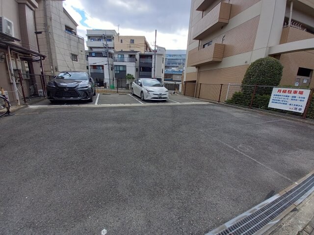 第２クラウンマンションの物件外観写真