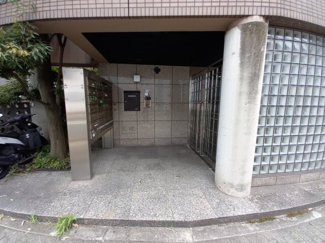 第２クラウンマンションの物件外観写真