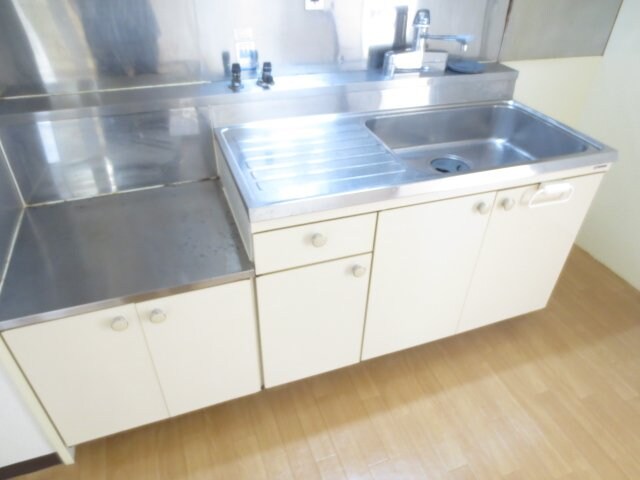 プリンスヴィラ寝屋川の物件内観写真