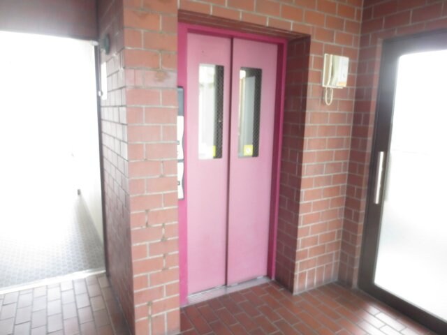 プリンスヴィラ寝屋川の物件外観写真