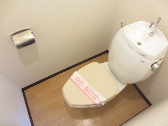 プリンスヴィラ寝屋川の物件内観写真