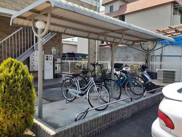 プリマベーラくずはの物件外観写真