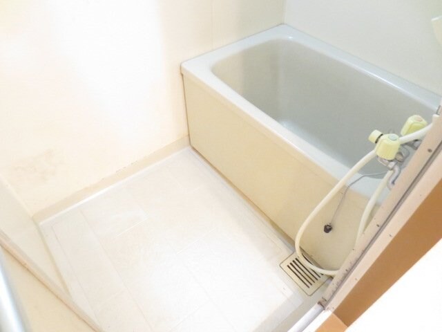 ヴェルドミール堀溝の物件内観写真