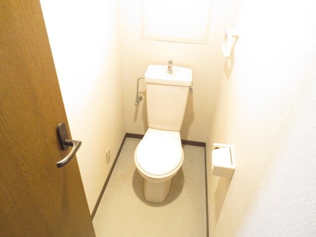 ヴェルドミール堀溝の物件内観写真