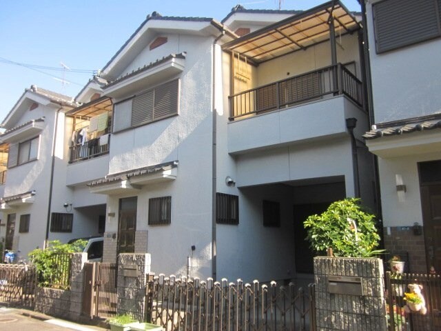 大阪府寝屋川市上神田１丁目の物件外観写真