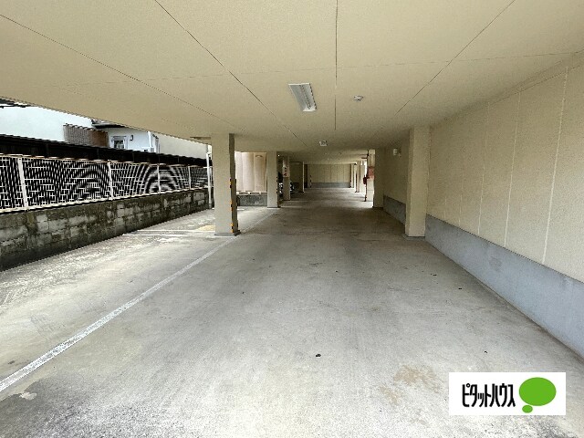 富尾マンション私部の物件外観写真