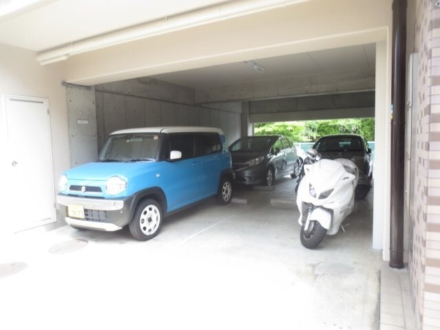 レ・シャンドールの物件外観写真