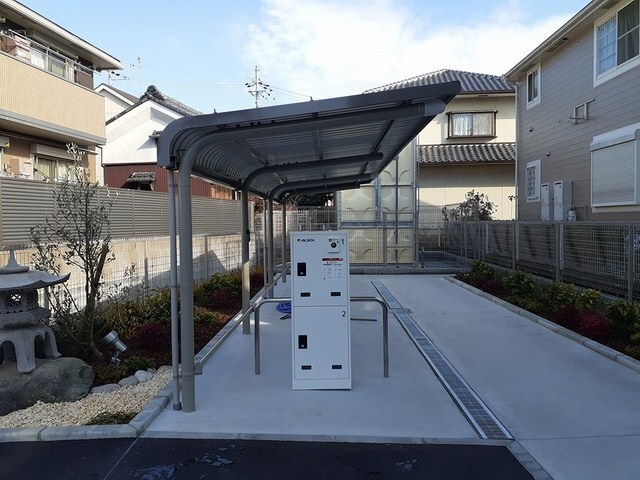 カルマカサの物件外観写真