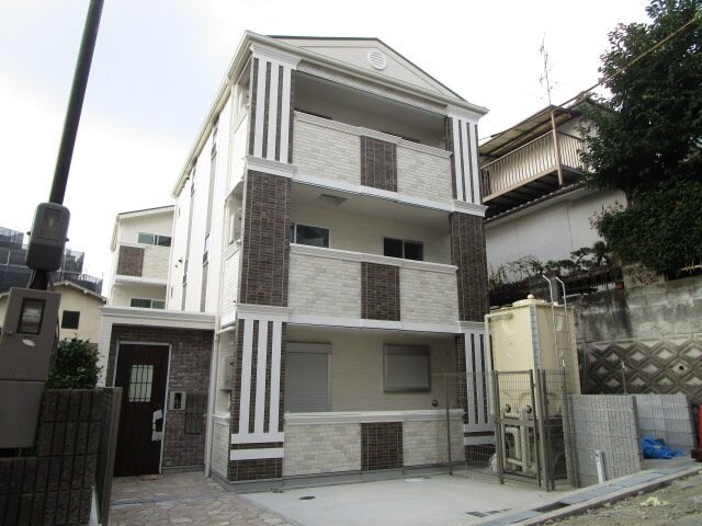 ＫＴＩレジデンス牧野の物件外観写真