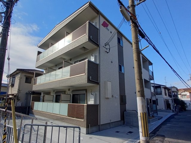 グランディル枚方公園の物件外観写真