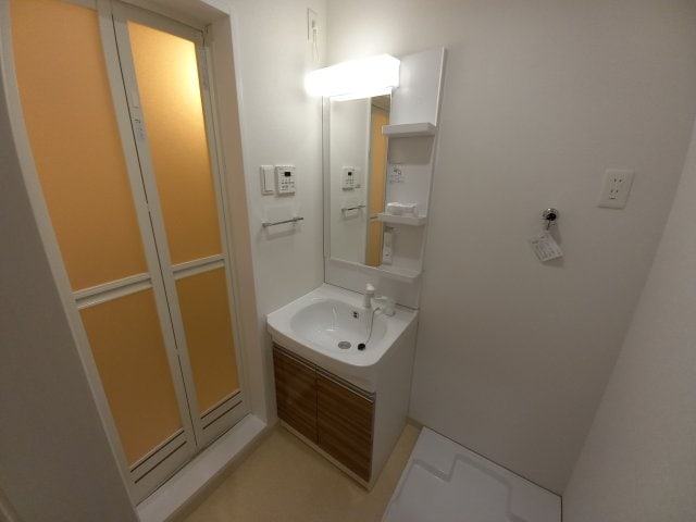 グランディル枚方公園の物件内観写真