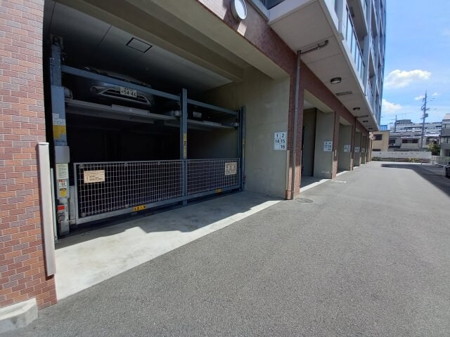 Ｍプラザ香里六番館の物件外観写真