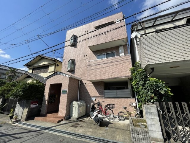 ファミーユの物件外観写真