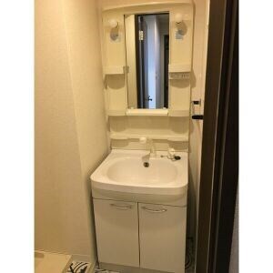 プライムコート栄生の物件内観写真