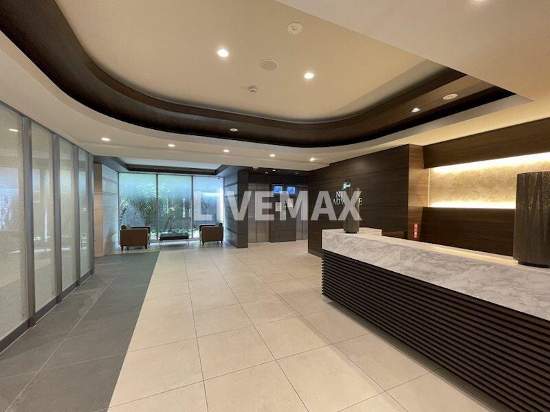 アドバンス名古屋モクシーの物件外観写真