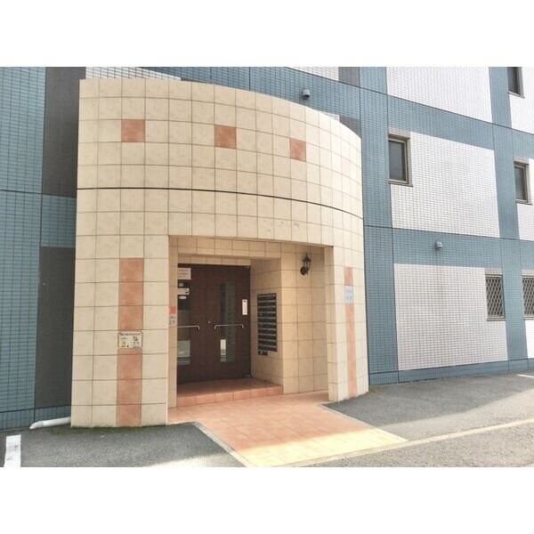 プライムコート栄生の物件外観写真