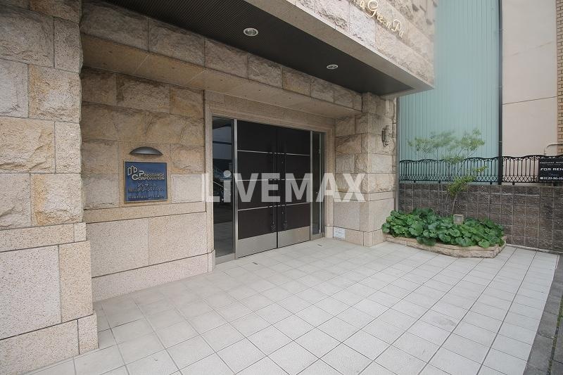 プレサンス金山グリーンパークスの物件外観写真