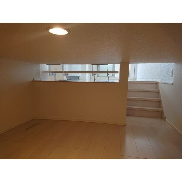 ル・ケレス八番町の物件内観写真