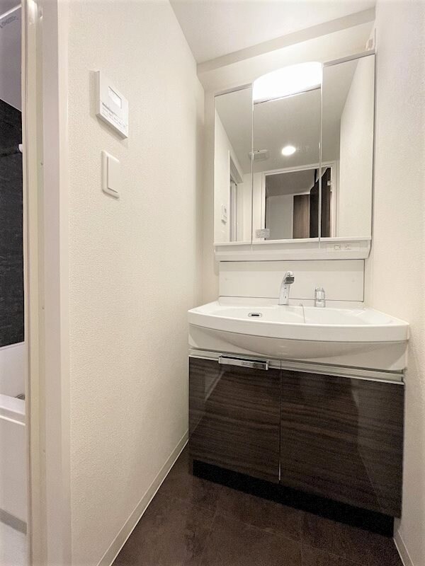 プレサンス名古屋グロウの物件内観写真