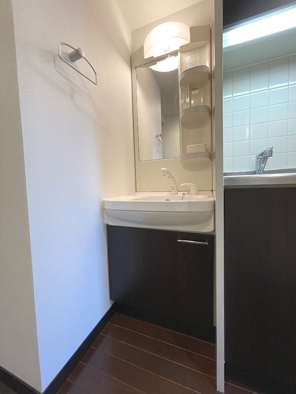 ライジングコート名古屋駅南の物件内観写真