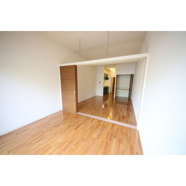 BPRレジデンス金山の物件内観写真