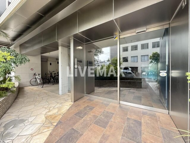 La Facadeの物件外観写真