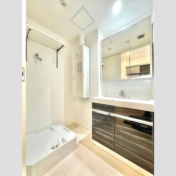 リーデンス名古屋駅西(旧:エスリードコート名古屋駅西)の物件内観写真