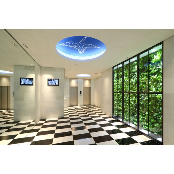 セイワパレス丸の内駅前の物件外観写真