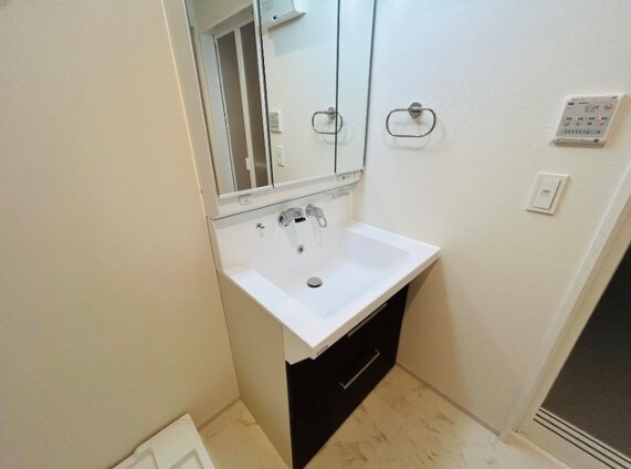 ベルク栄の物件内観写真