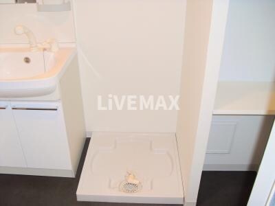 Gramercy Sakaeの物件内観写真