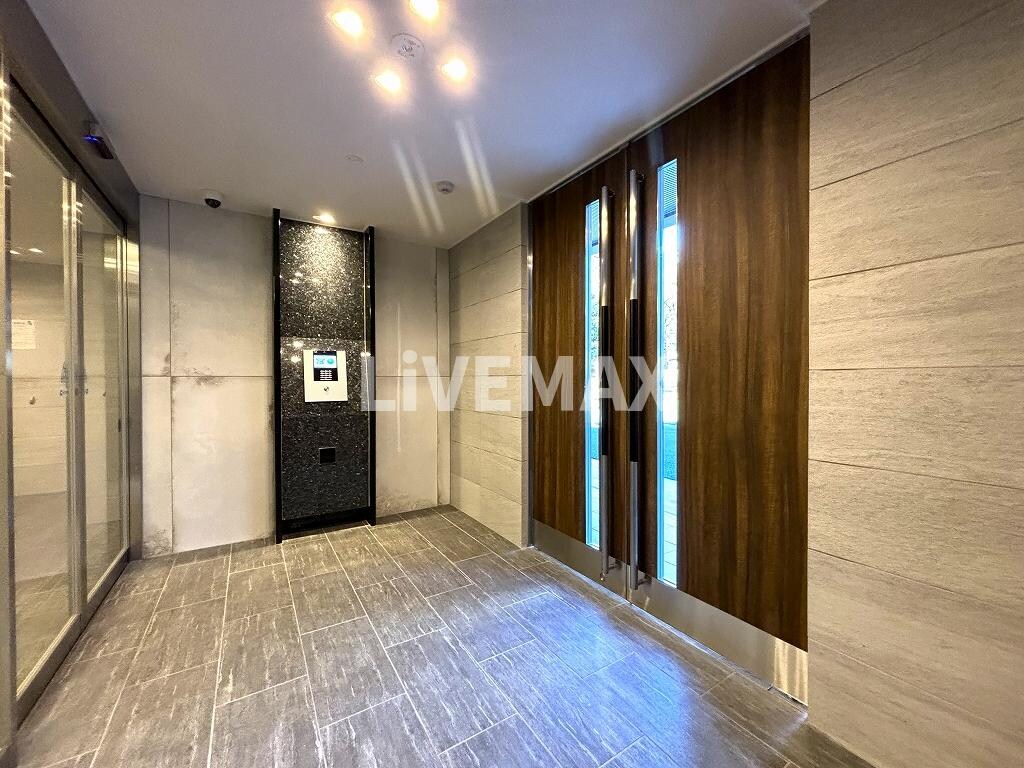 パルティール金山アネックスの物件外観写真