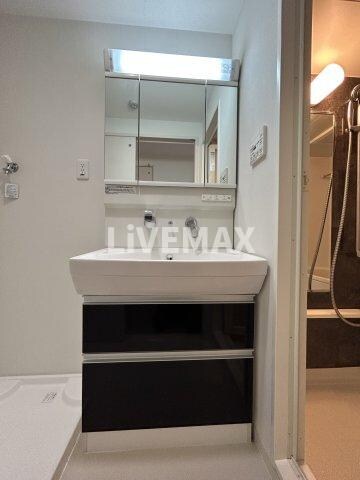 ル・ソレイユの物件内観写真