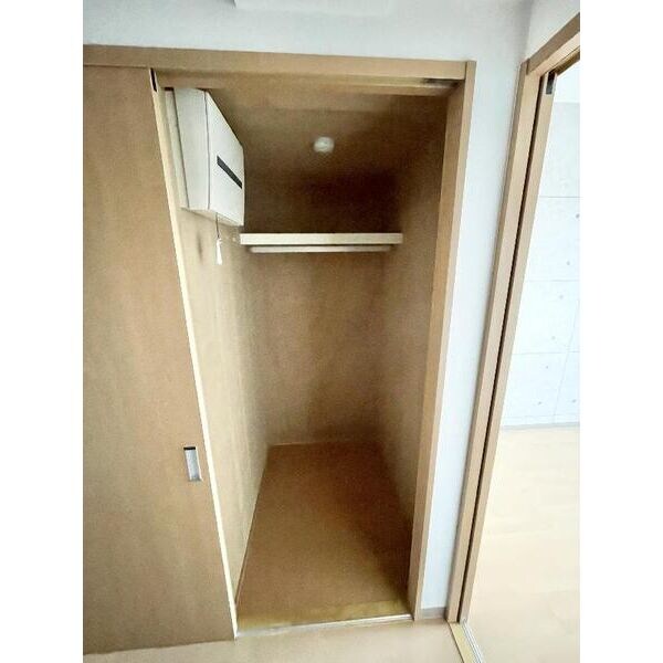 クレスト名駅西の物件内観写真