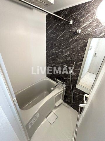 ディアレイシャス大須観音Ⅲの物件内観写真